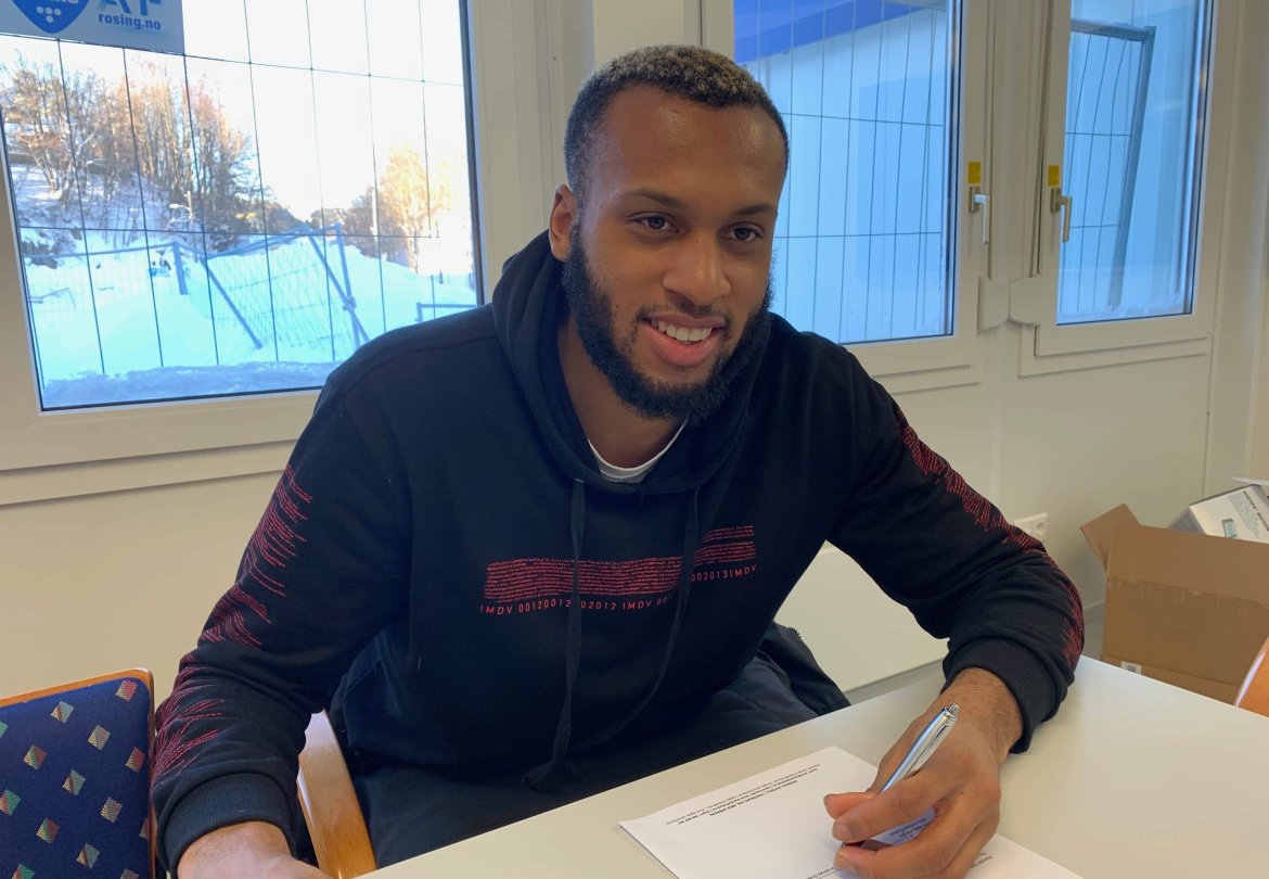 Reiss Greenidge har signert for Arendal Fotball.