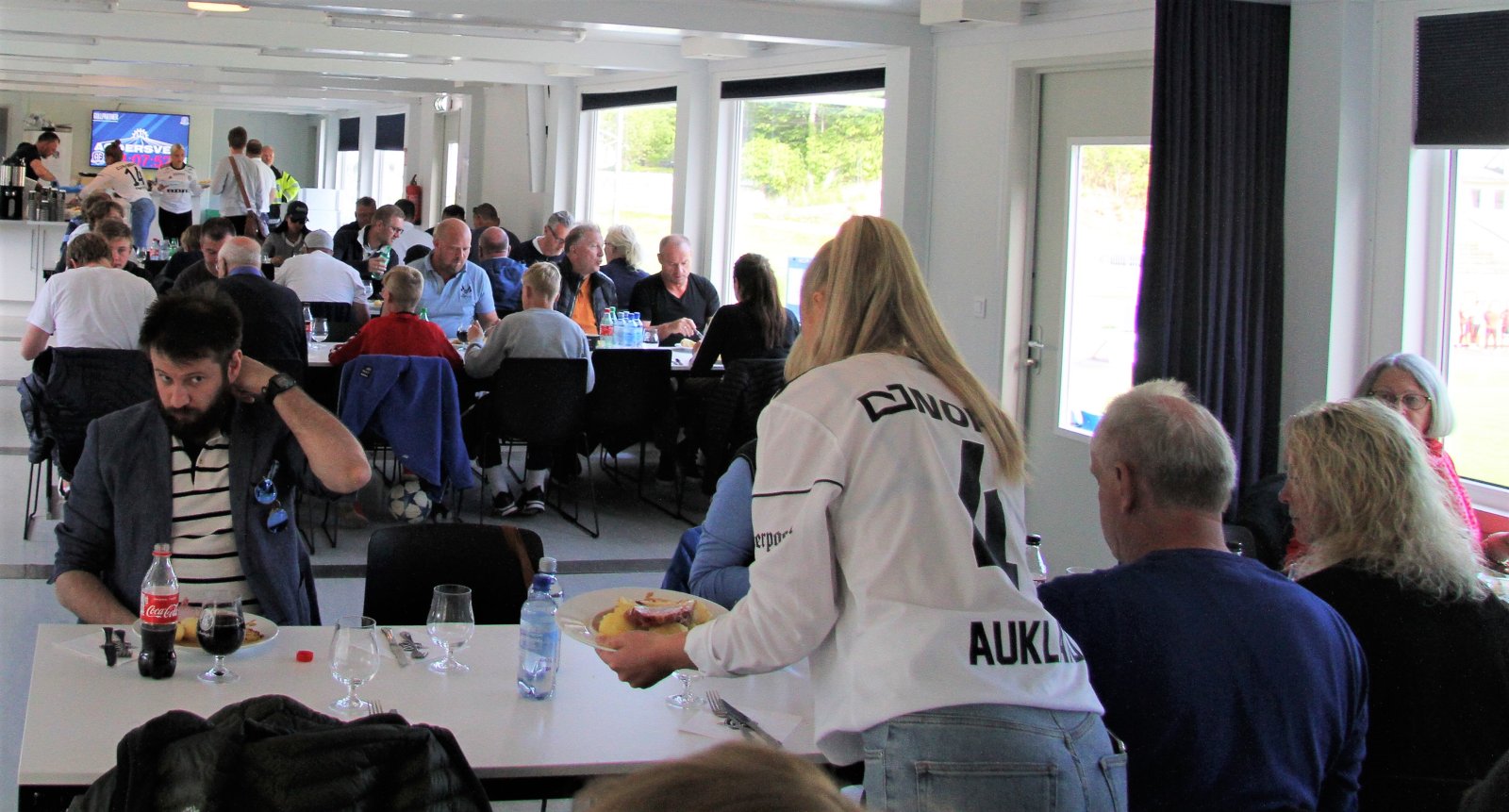 Samling på VIP-en foran kampen mot Bryne.