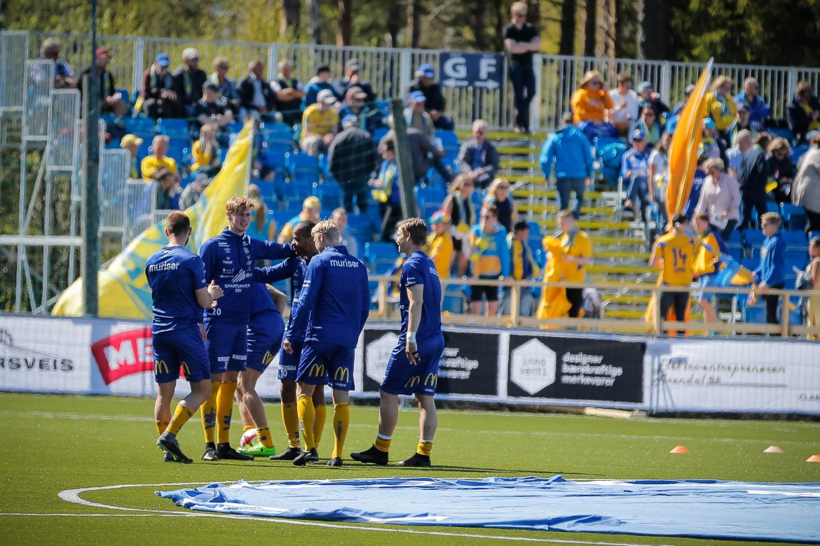 Jerv på plass på Myra.