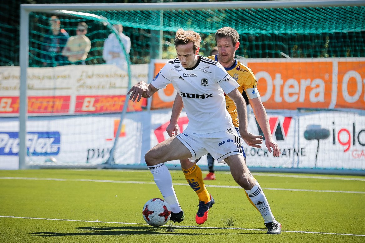 Petar Rnkovic og Glenn Andersen. Gamle lagkamerater i tøffe dueller.