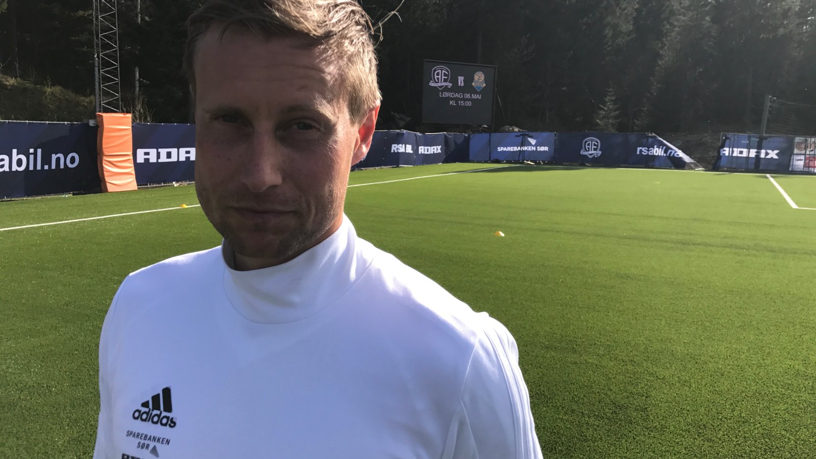 Sven Fredrik Stray gleder seg til årets første lokaloppgjør!