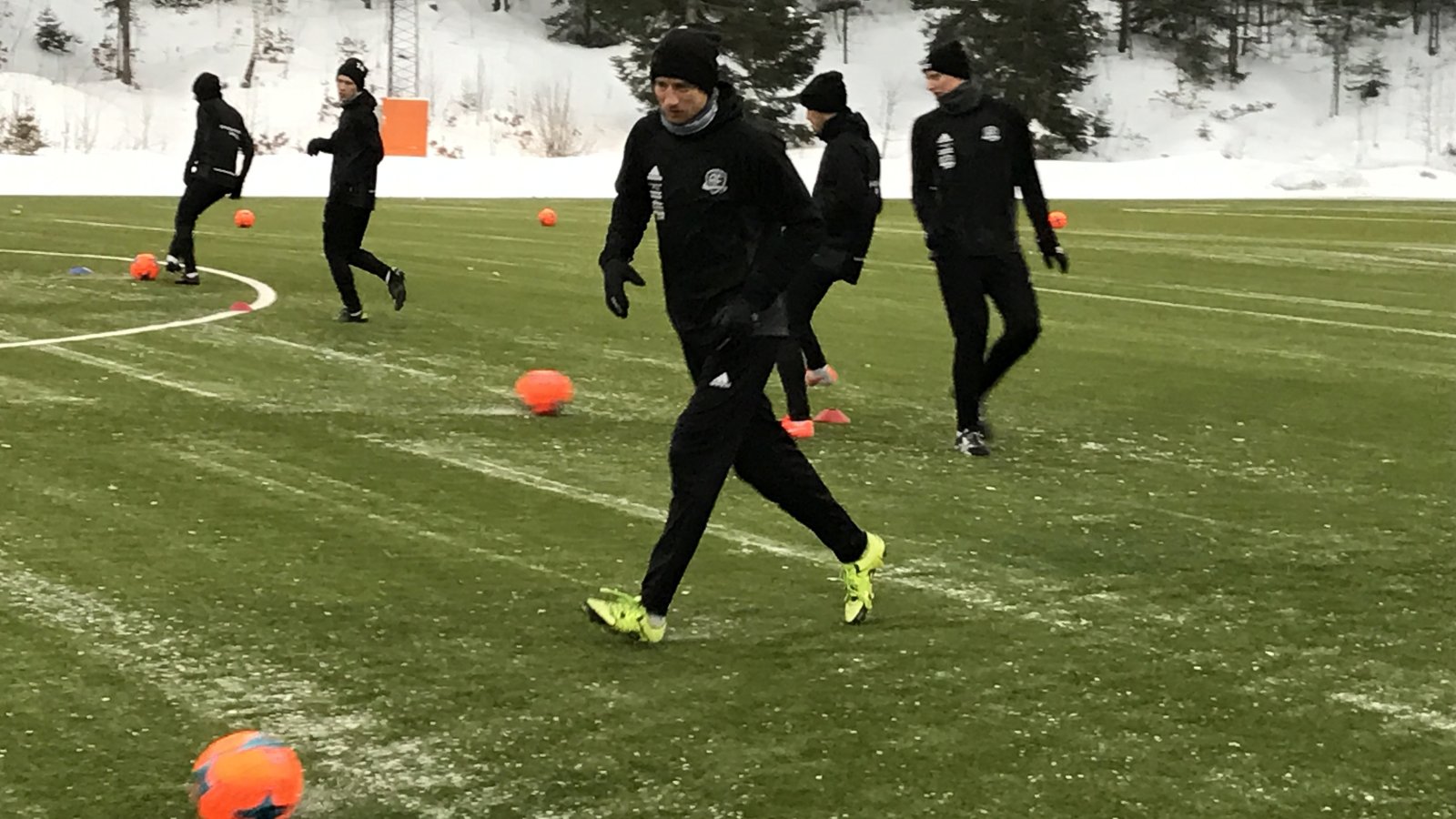 Petar Rnkovic gleder seg til gjensyn med Mjøndalen - ett av lagene han tror blir blant de beste i Obosligaen 2017.