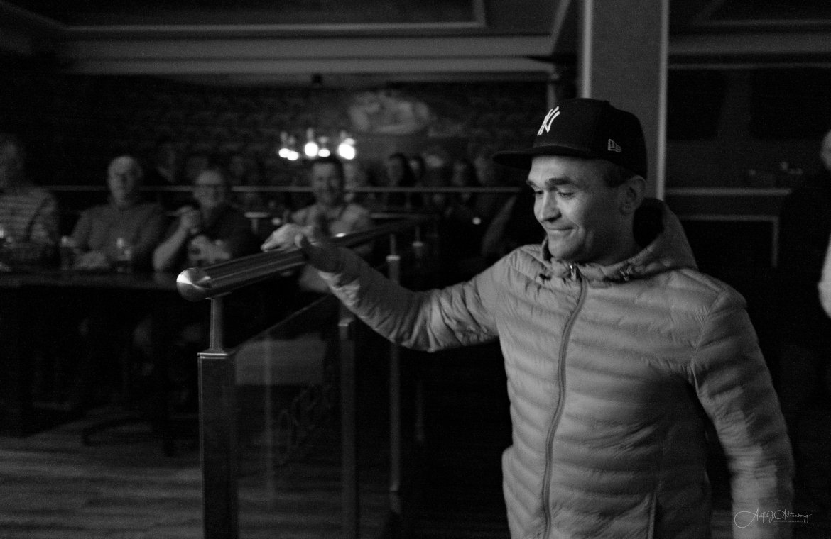 WIlhem Pepa ankommer årets kickoff til stor jubel!