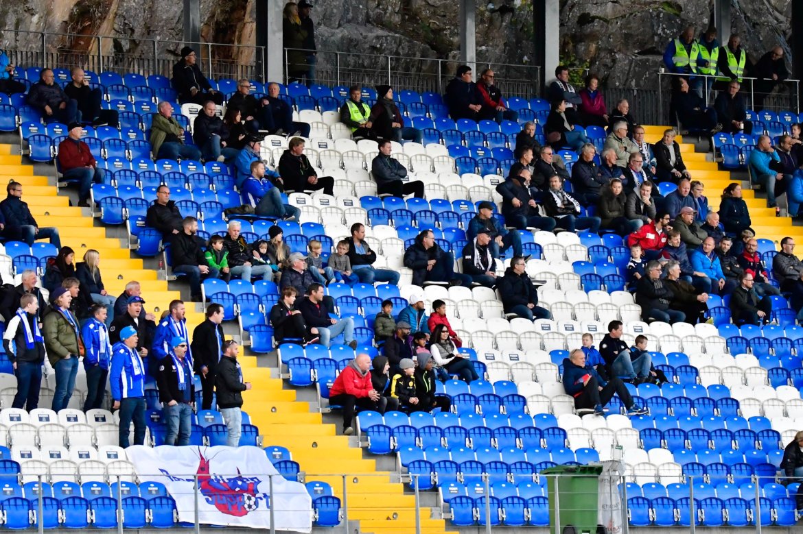 Under 400 tilskuere på årets siste hjemmekamp på Norac stadion. Det var jo en kamp der ikke veldig mye stod på spill for Arendal, poengmessig.