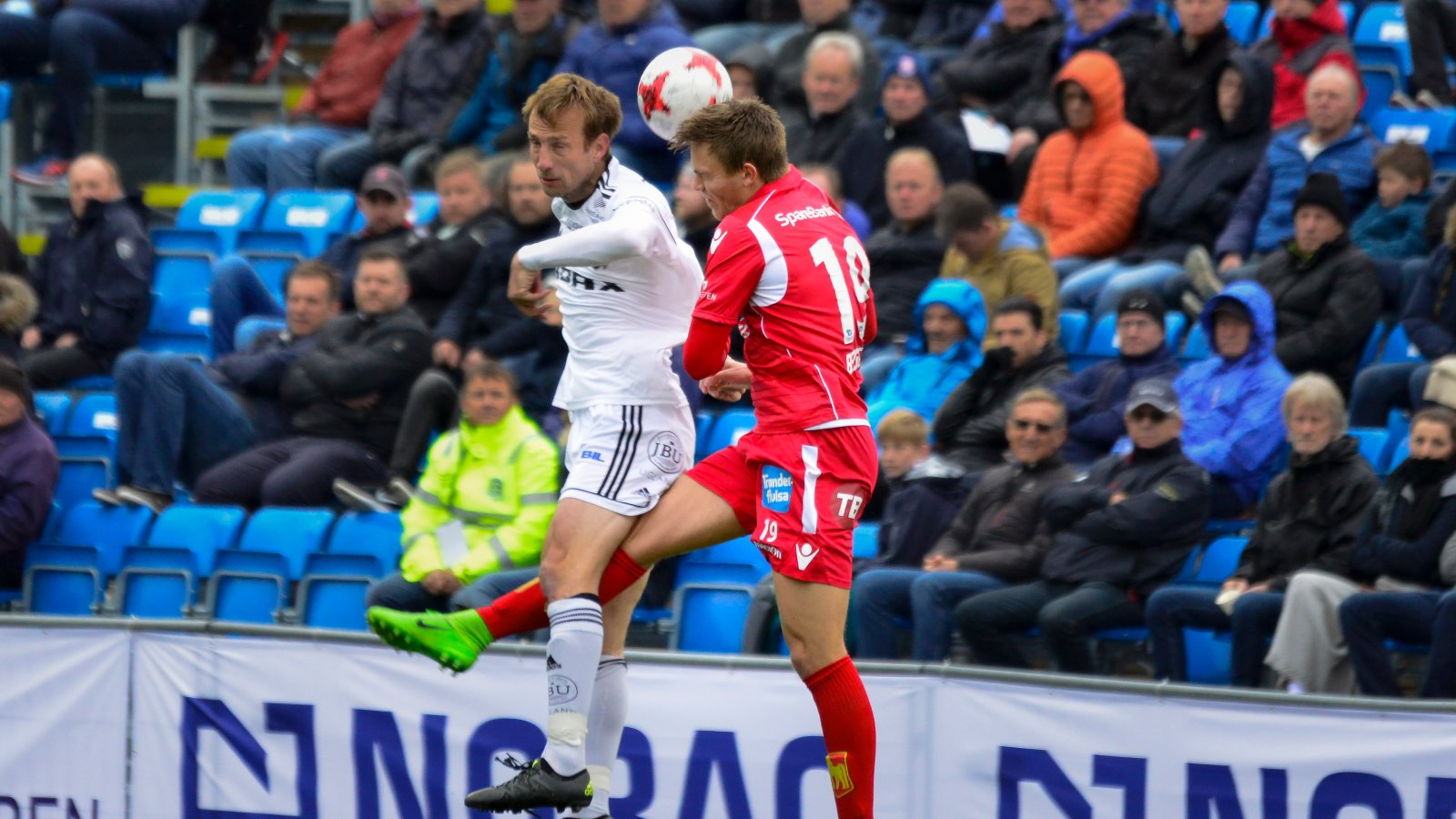 Petar Rnkovic i duell mot Levanger.