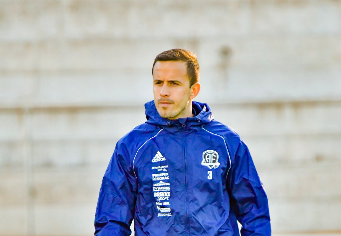 Dejan Corovic ser fremover.
