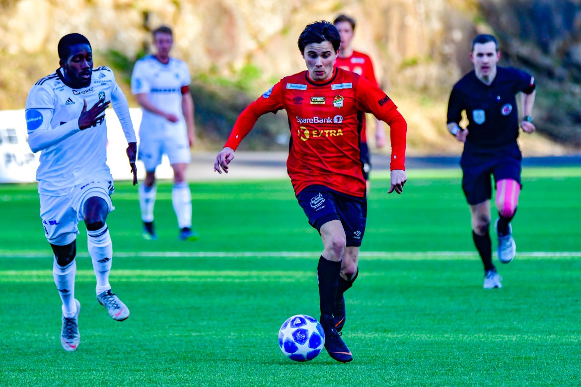Shariff Cham - og resten av Arendal-laget - var dessverre på etterskudd, altfor ofte, i seriepremieren.