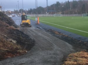 Her anlegges ny adkomst for bortesupportere på Myra. Arendal vil spille sine kamper her i vårsesongen 2017.