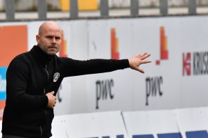 Roger Risholt har to seire og en uavgjort som trener i Arendal Fotball.