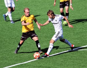 Mads Madsen i aksjon mot Moss. 