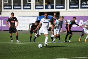 Mathias Johansen setter inn 2-1 mot Ørn på straffespark.