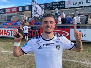 Sander Lille-Løvø jubler etter å ha blitt matchvinner mot Fram.