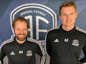 Nicolay Høst og Aleksander Kvamme er Arendal Fotballs nye medisinske team.