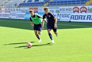 Markus Håbestad med ballen på trening 7. juni. 