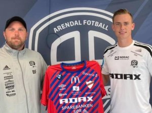 Bjørge Fedje ønsker Kristin Eriksen lykke til på utlån i Express.