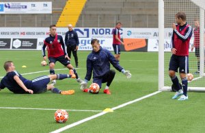 Trening foran kampen mot Nardo borte, med Leopold Wahlstedt i aksjon. 