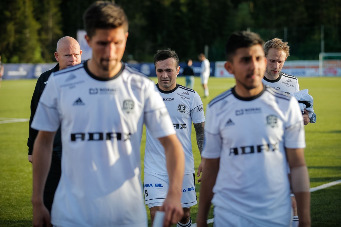 Skuffelse. Ettertanke. Oppgitthet. Men det kommer nye kamper, veldig snart!