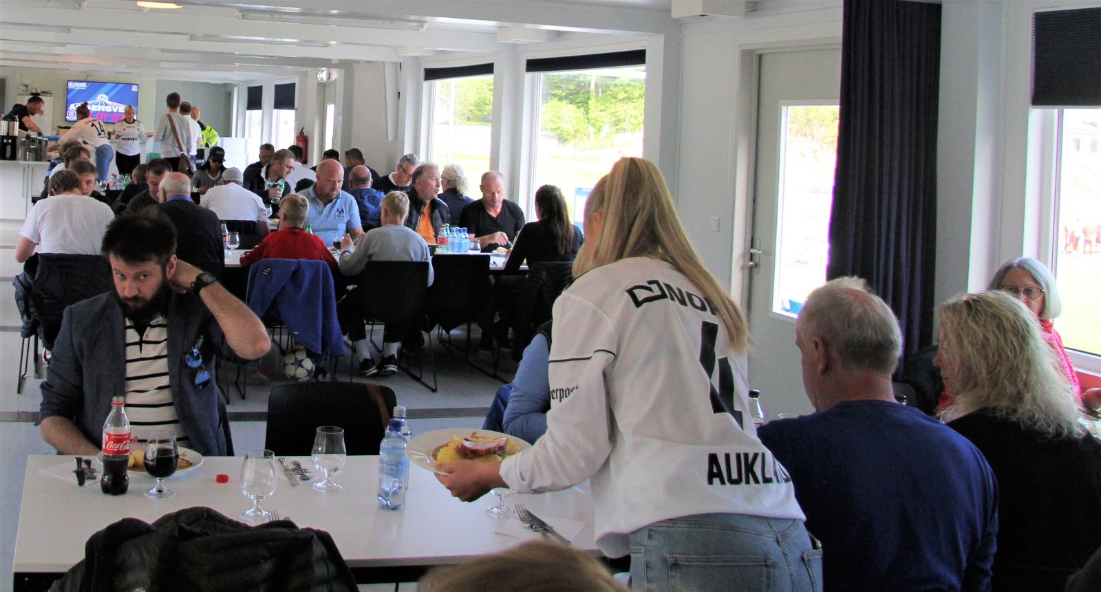 Samling på VIP-en foran kampen mot Bryne. 