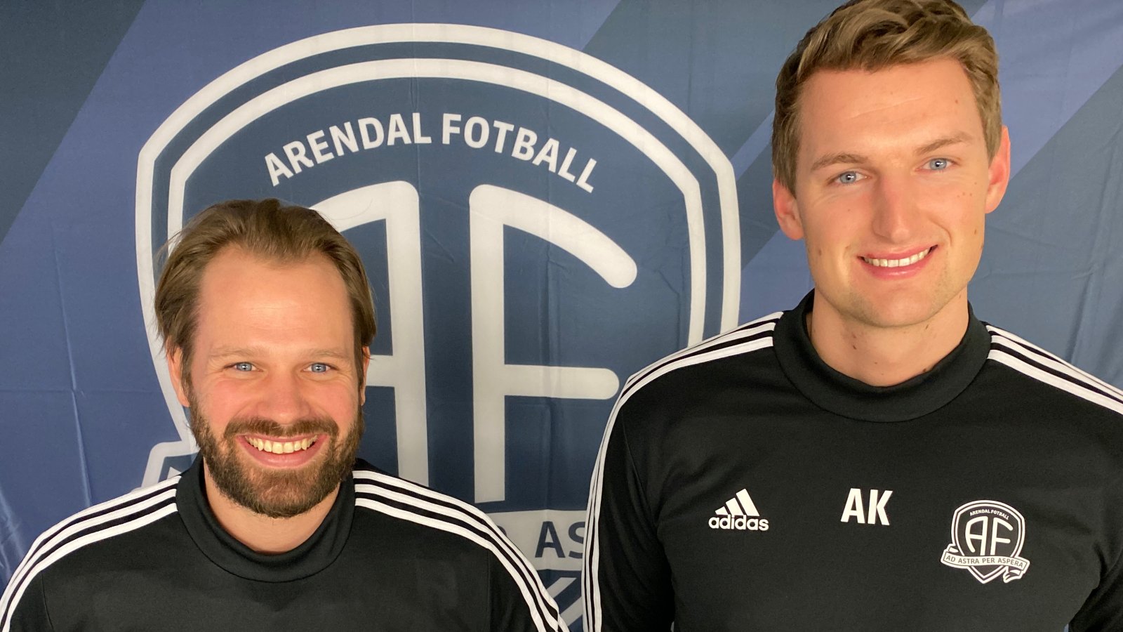 Nicolay Høst og Aleksander Kvamme er Arendal Fotballs nye medisinske team.