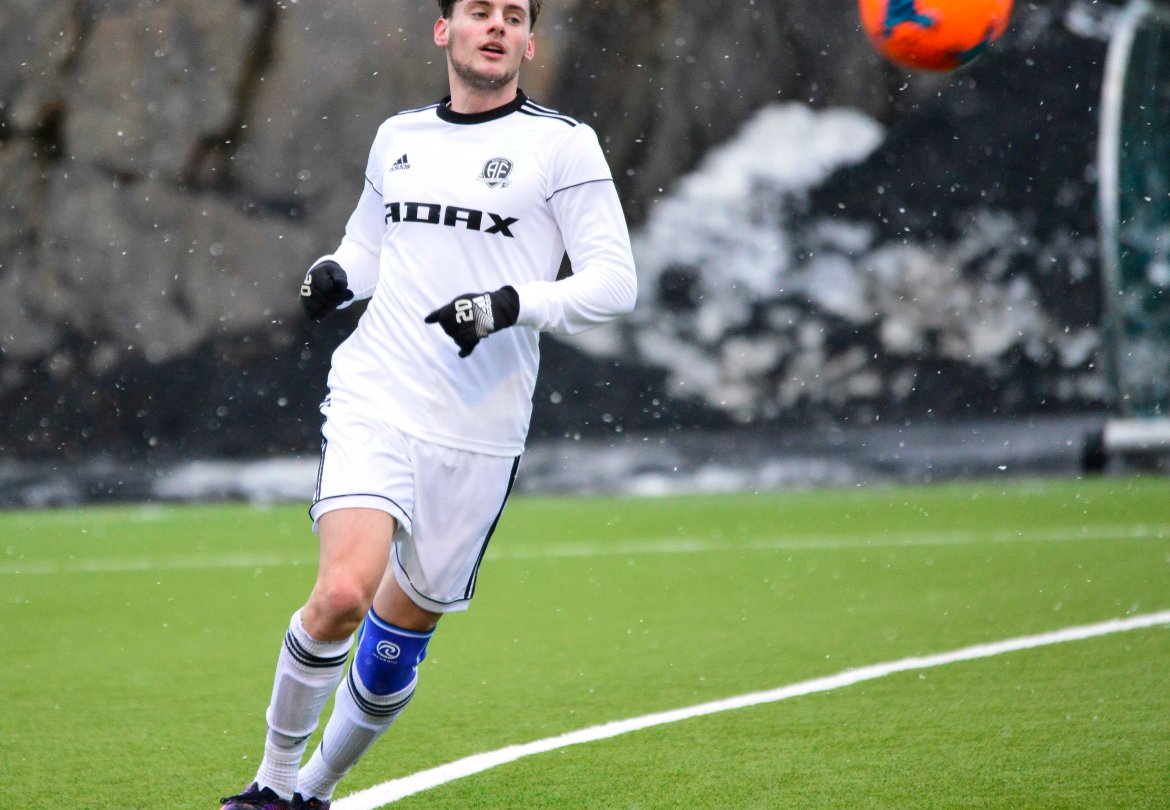 Adi Markovic fikk prøve seg som spiss - og leverte fire scoringer på bestilling!