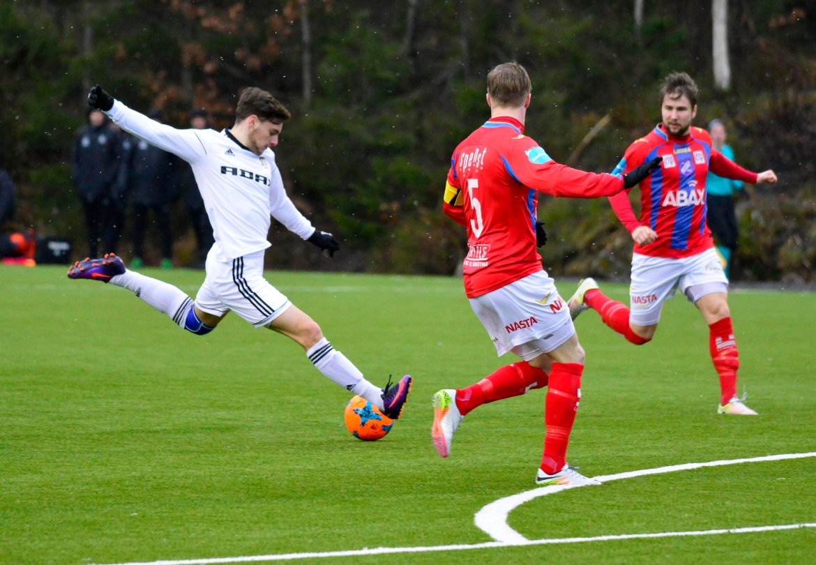 Adi Markovic i skuddet.