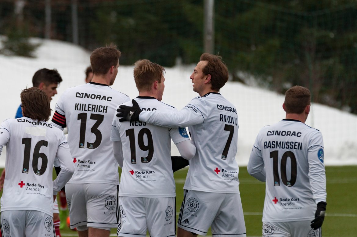 Petar Rnkovic hyller Fabian Ness.