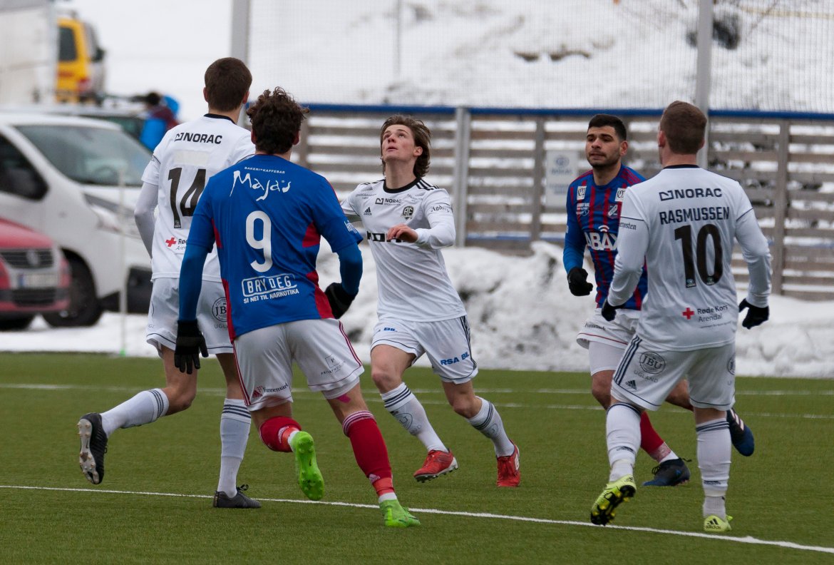 Hans Robin Enoksen har ikke spilt kamp på seks måneder etter en skade, men gjorde et positivt inntrykk som prøvespiller.