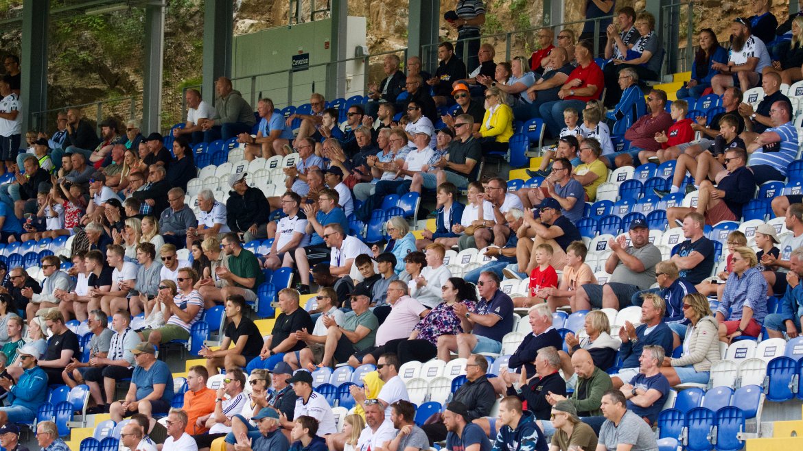 Over 800 tilskuere på Norac stadion hjemme mot Nardo.