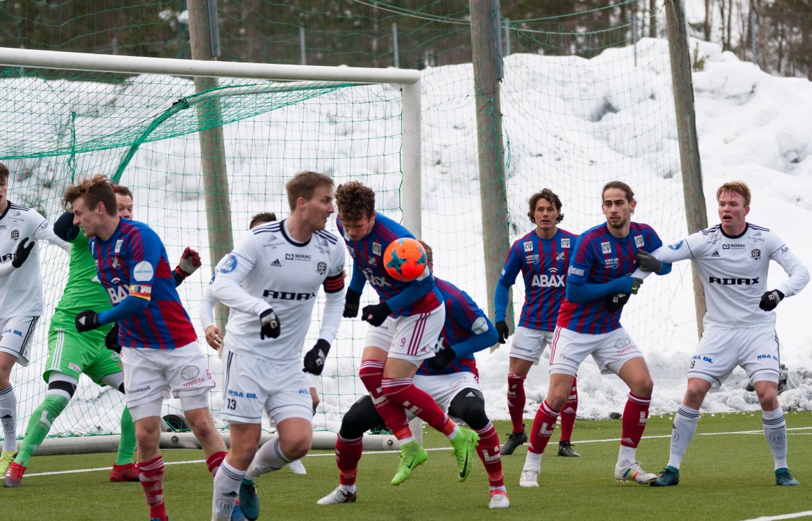 Sune Kiilerich forsøker seg i Frams 16-meter.
