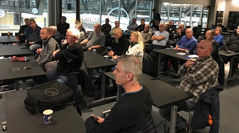 Mange interesserte var møtte frem på informasjonsmøtet for frivillige i Sparebanken Sør Amfi torsdag kveld.