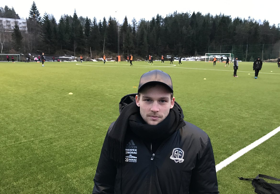 Rasmus Lynge Christensen håper at han er tilbake til seriestart, men frykter at lyskeskaden kan vise seg å være alvorlig.