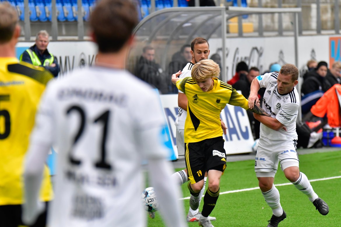 Jakob Rasmussen tar tak...