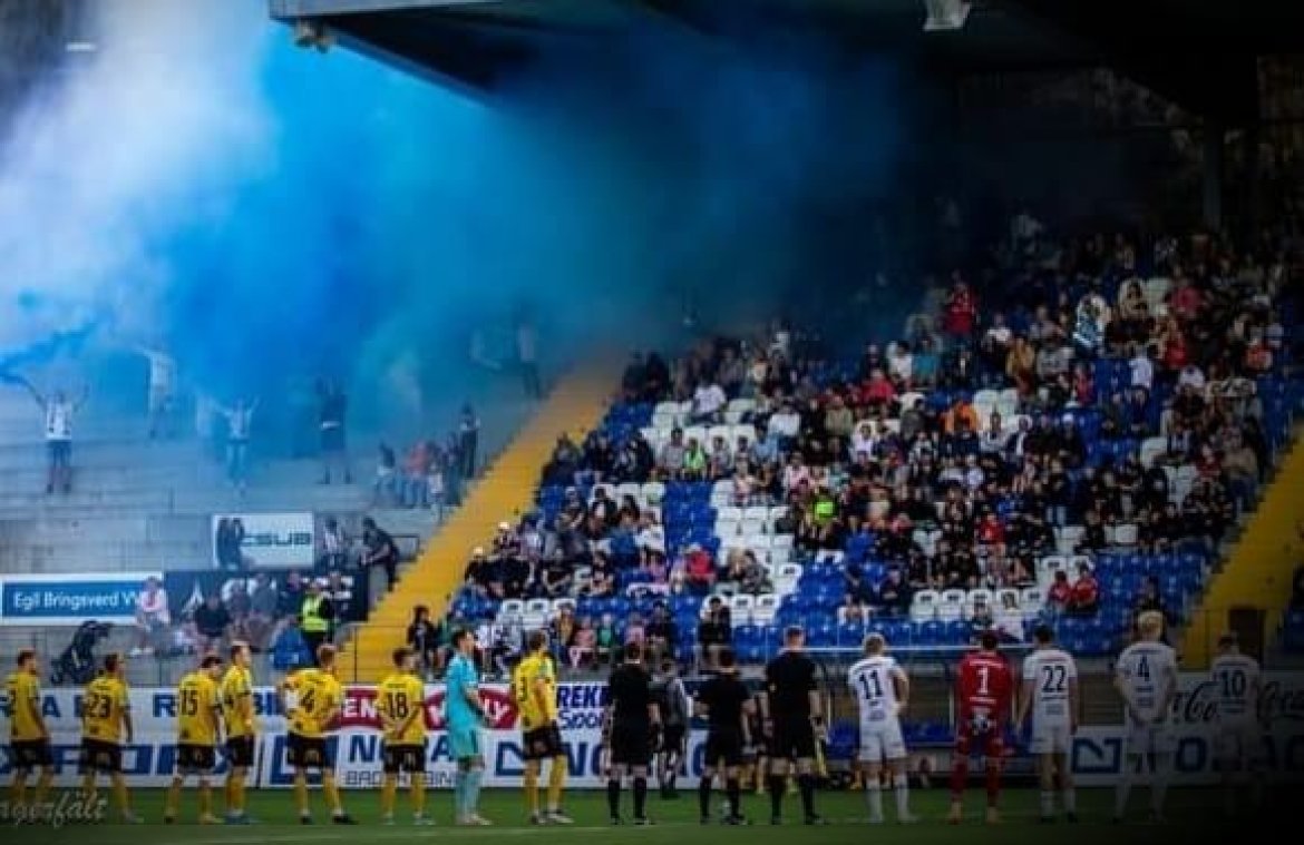 Forza Arendal støtte Arendal Fotball. Alltid. Og i forbindelse med Folkets kamp, bidrar også supportergrupperingen med en solid sum penger, som gjør det mulig for absolutt alle å være med på storoppgjøret på Norac stadion lørdag - og senere når damelaget møter Bryne 27. mai.