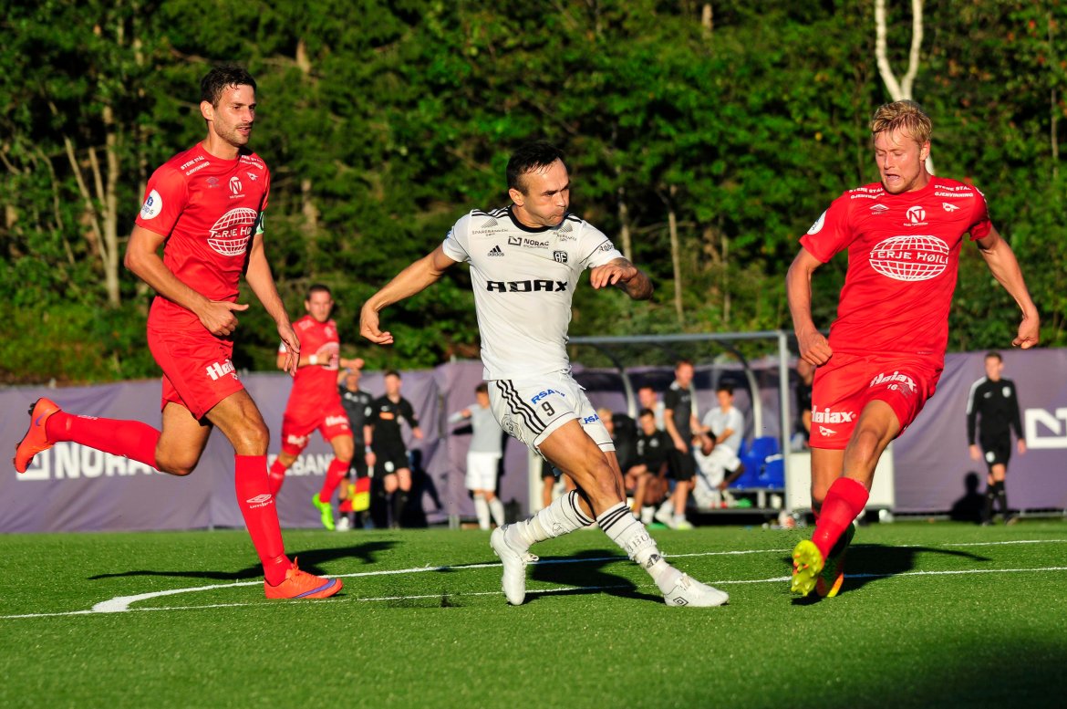 Wilhem Pepa mot Fredrikstad.