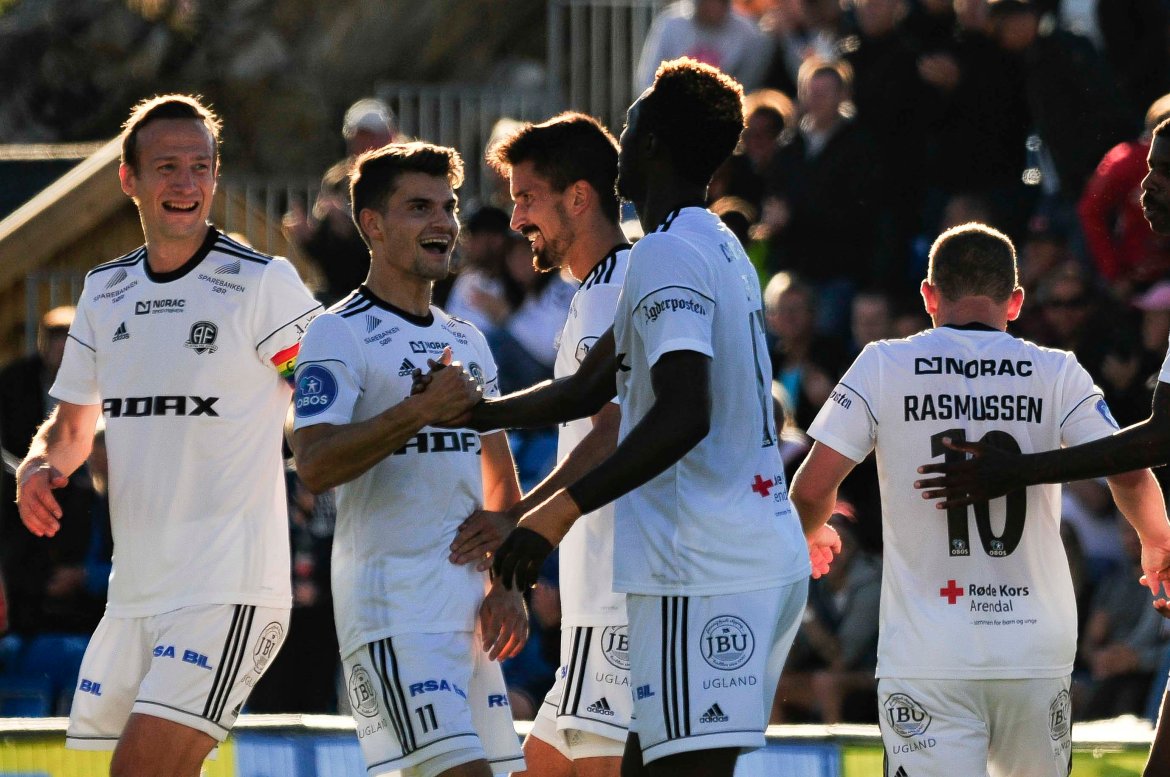 Herlige smil etter scoring!