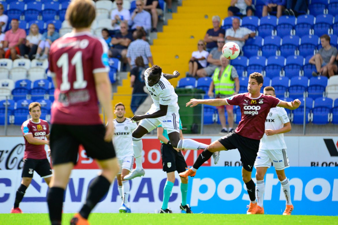 Pape Paté Diouf leverte en meget god kamp for Arendal.