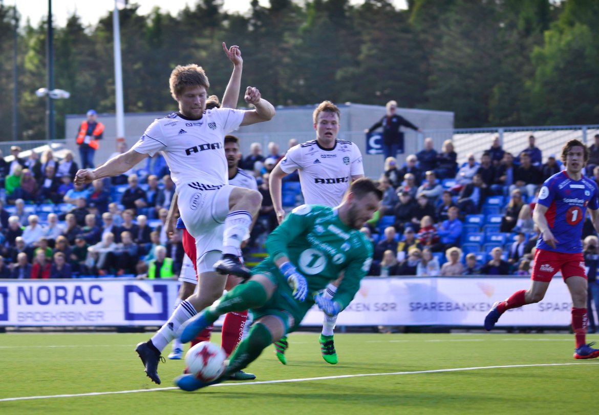 Marius Andersen gir alt, men dessverre uten tellende resultat.