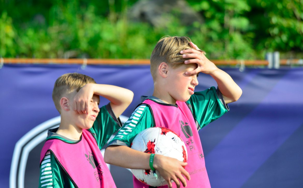 Ballgutter fra Myra.