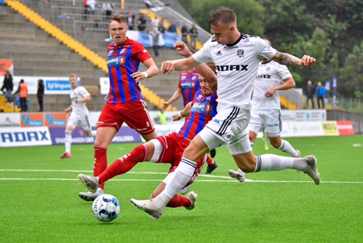 Conrad Wallem leverte en stor kamp mot Fram og toppet det hele med årets første scoring.