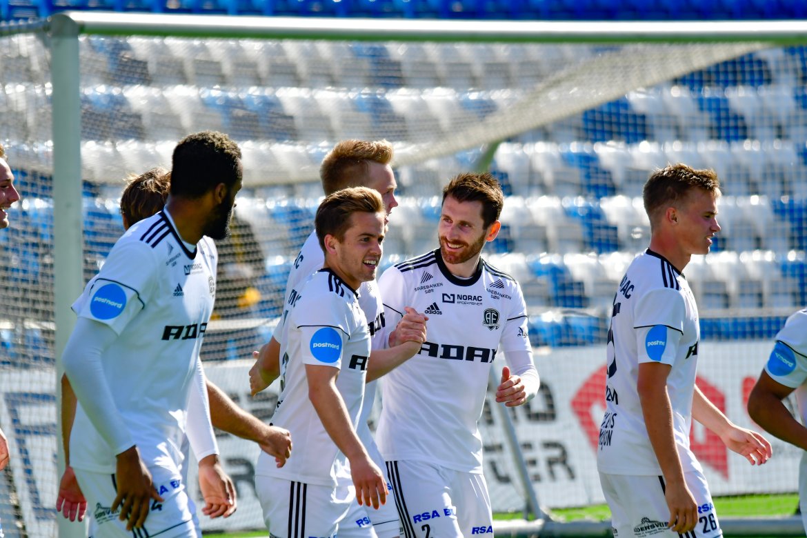Smil, kameratskap, samhold, glede!