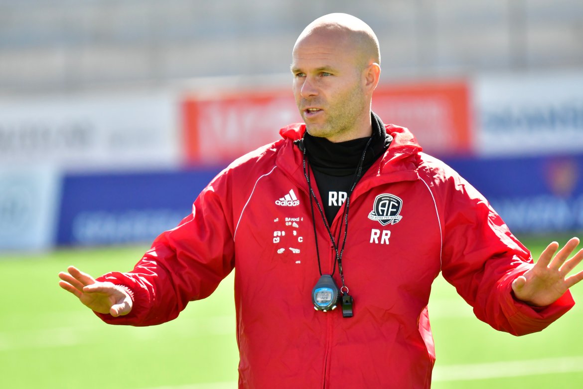 Roger Risholt.