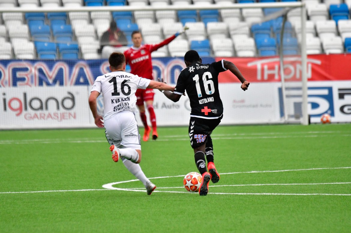 Kim Kvaalen. Gir seg aldri.