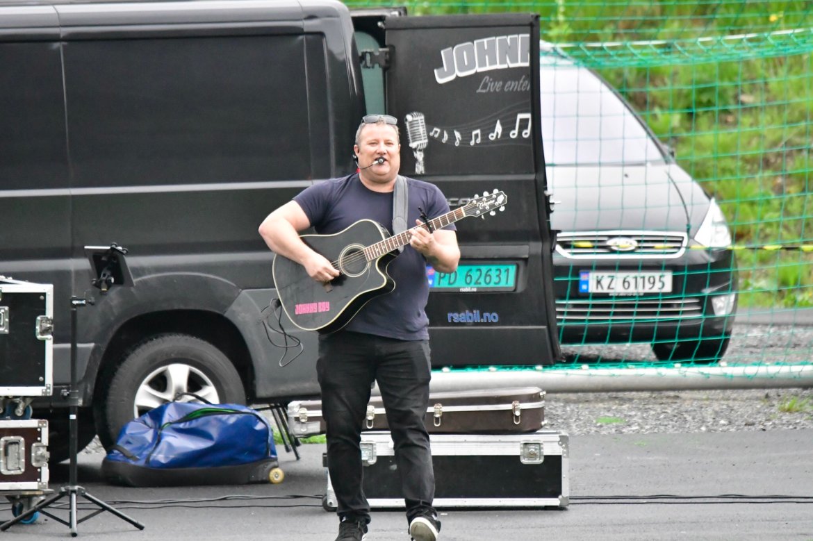Johnny Sandåker: Heia Arendal!