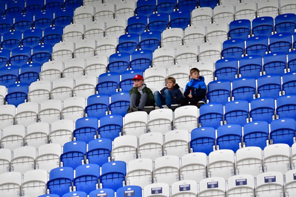 De første tilskuerne var tidlig ute.