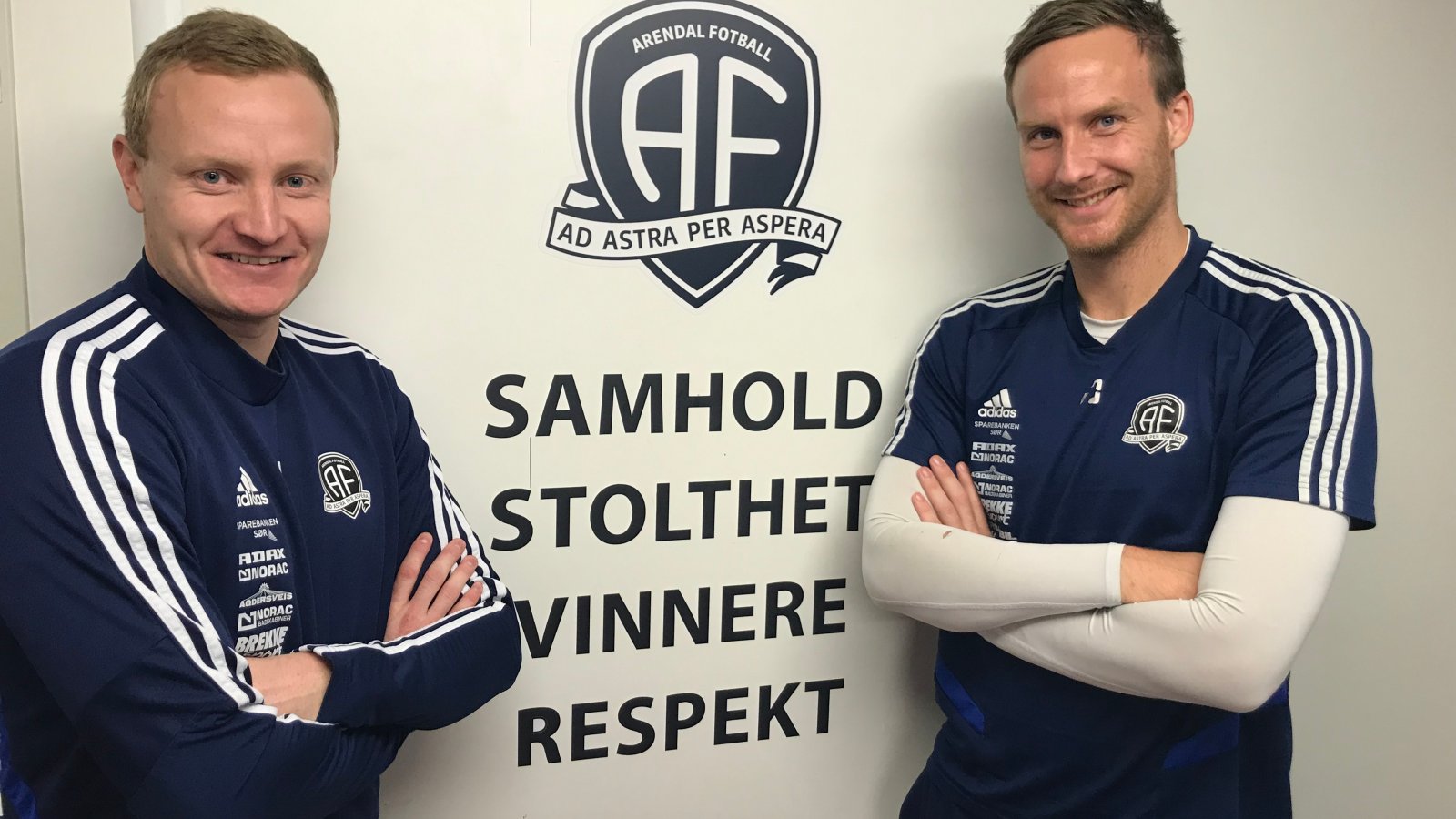 Christer Reppesgård Hansen (til venstre) og Sune Kiilerich har begge forlenget sine kontrakter med Arendal Fotball.