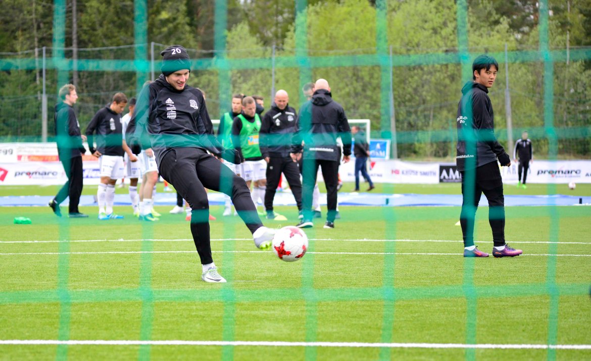 Adi Markovic i oppvarming.
