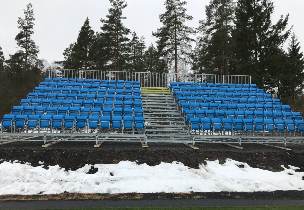 Dette er seksjonen som er reservert bortesupportere. Den er plassert til siden bak det ene målet.