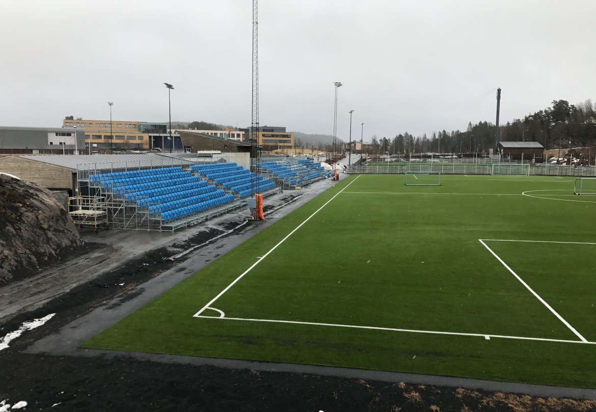 Slik ser den nye hovedtribunen ut - sett fra bortetribunen.