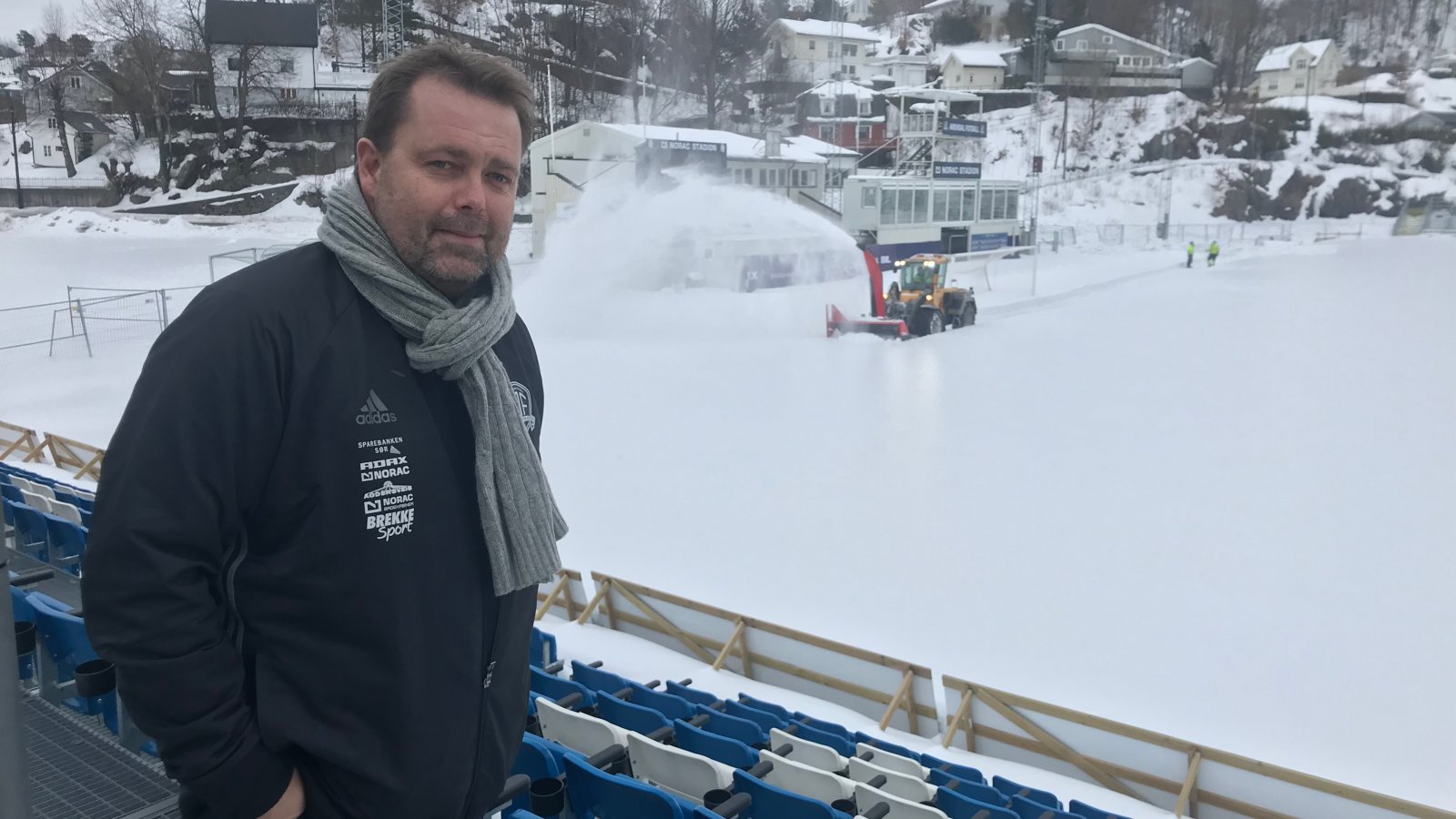 Bård Sterk-Hansen ser frem til at Arendal Fotball kan flytte all aktivitet tilbake til Norac stadion når snøen er borte!