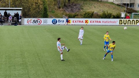 Tapte borte mot Brattvåg